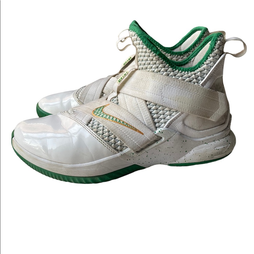 (Sold) Nike Lebron Soldier XII Irish, Size 9 - Picture 3 of 8